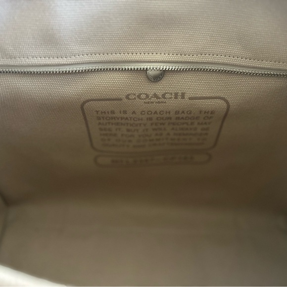COACH LIKE NEW tan neutral large canvas tote bag - Picture 9 of 10